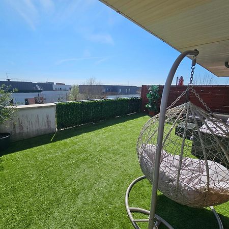 Stylish Rooftop Avec Terrasse A 2Pas De Disney Paris Montévrain Exterior photo